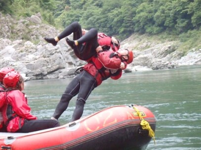 高知ラフティング|リバーサップ｜シャワークライミング　ガルバンゾ